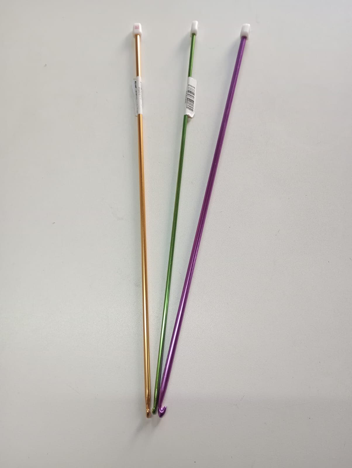 Aguja tinecinas